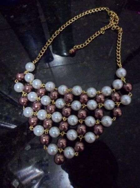 Colar em Pedraria Todas as cores